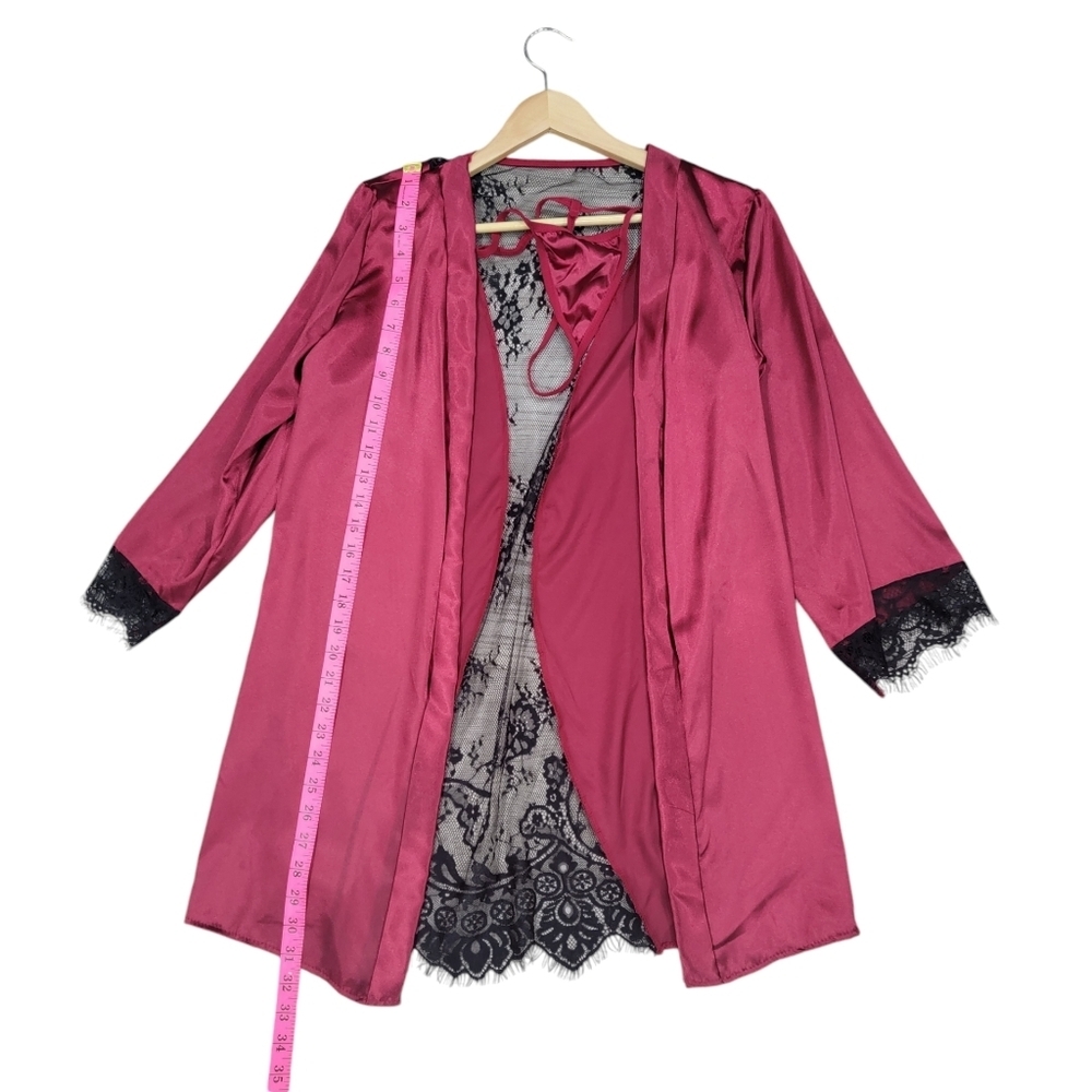 Red /Black Robe Set - Picture 4 of 9